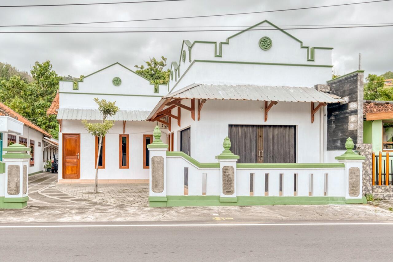 Reddoorz Near Wisata Pantai Parangtritis Kretek Dış mekan fotoğraf