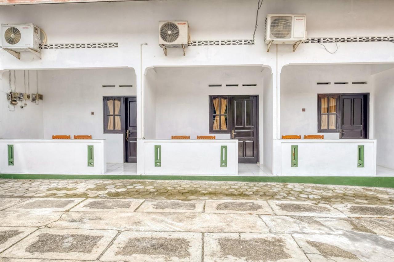 Reddoorz Near Wisata Pantai Parangtritis Kretek Dış mekan fotoğraf